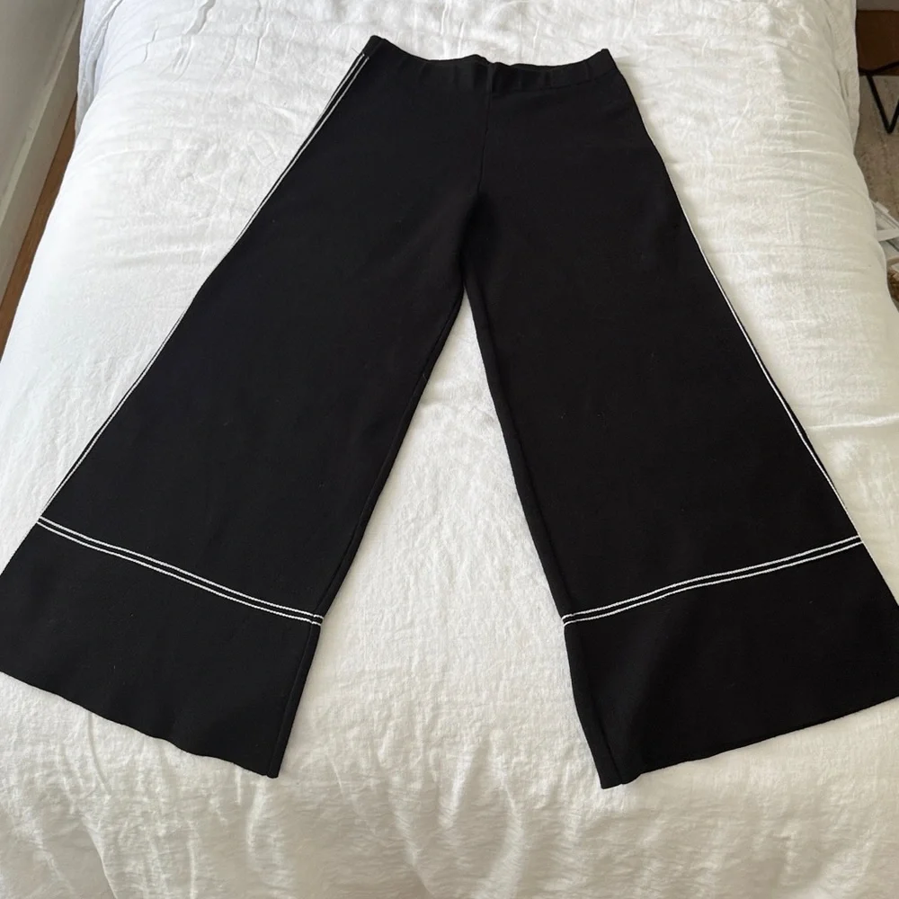 Zara Black Wide-Leg Pants with White Stitching - Picture 5 of 5